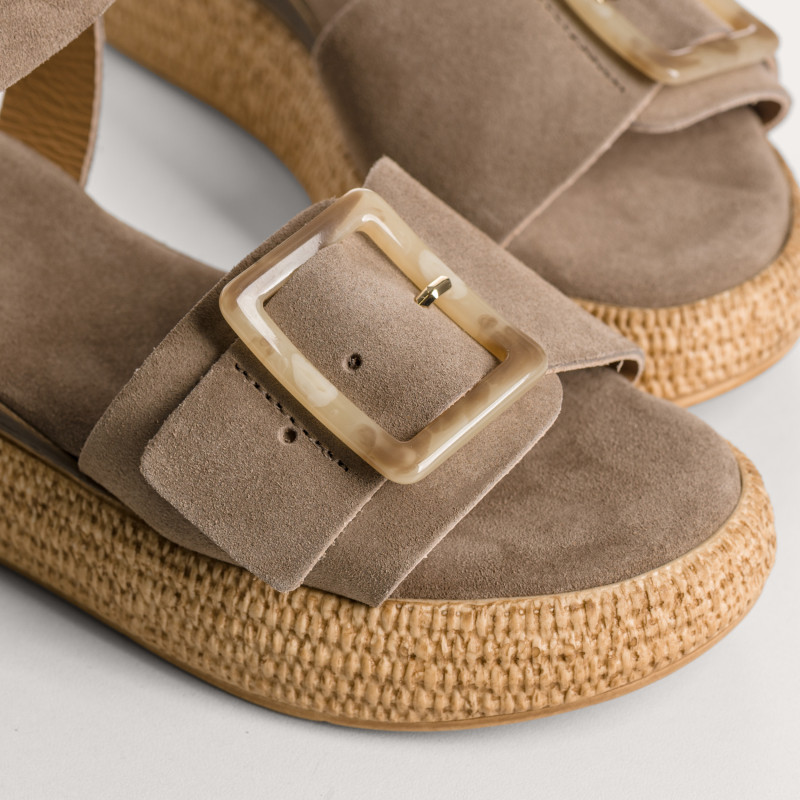 Sandales Yenari en cuir velours - Look Bohème-Chic | Reqins