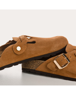 Medina buckled velvet leather Mules