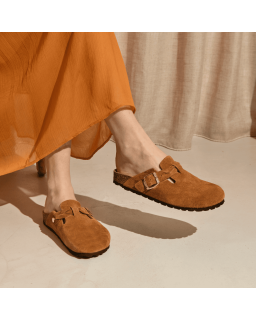 Medina buckled velvet leather Mules