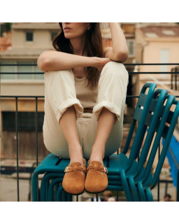 Medina buckled velvet leather Mules