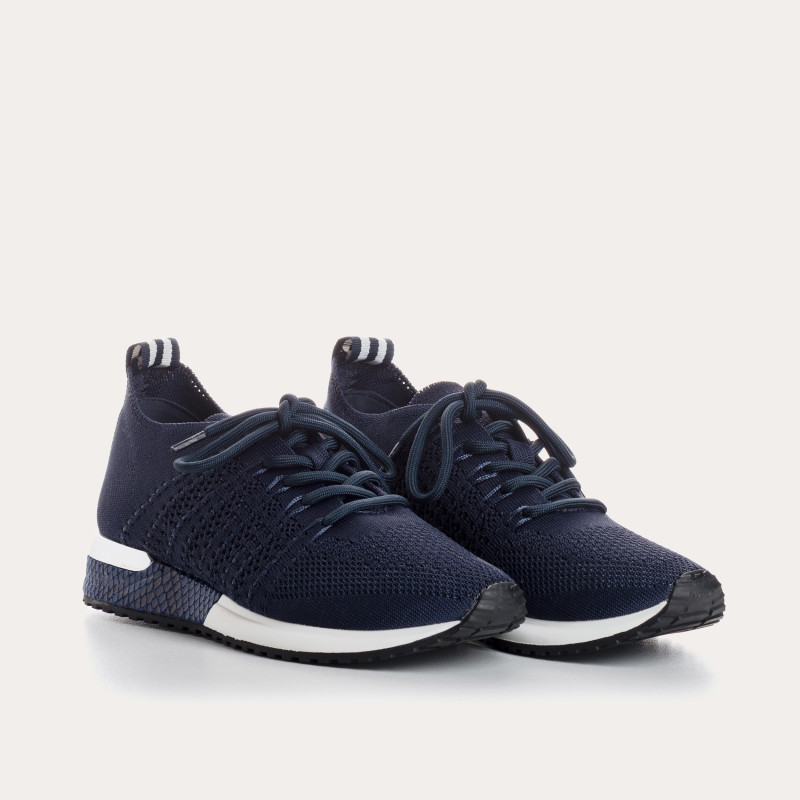 Ines crochet sneakers - Urban Elegance & Comfort