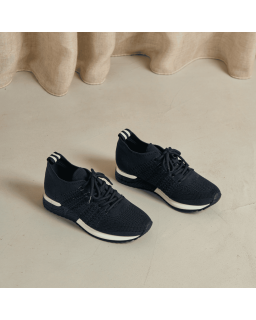 Ines crochet sneakers - Urban Elegance & Comfort