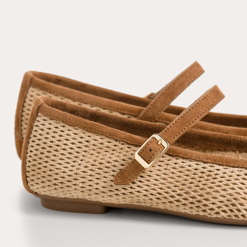 Mary Janes Honor in perforated suede
