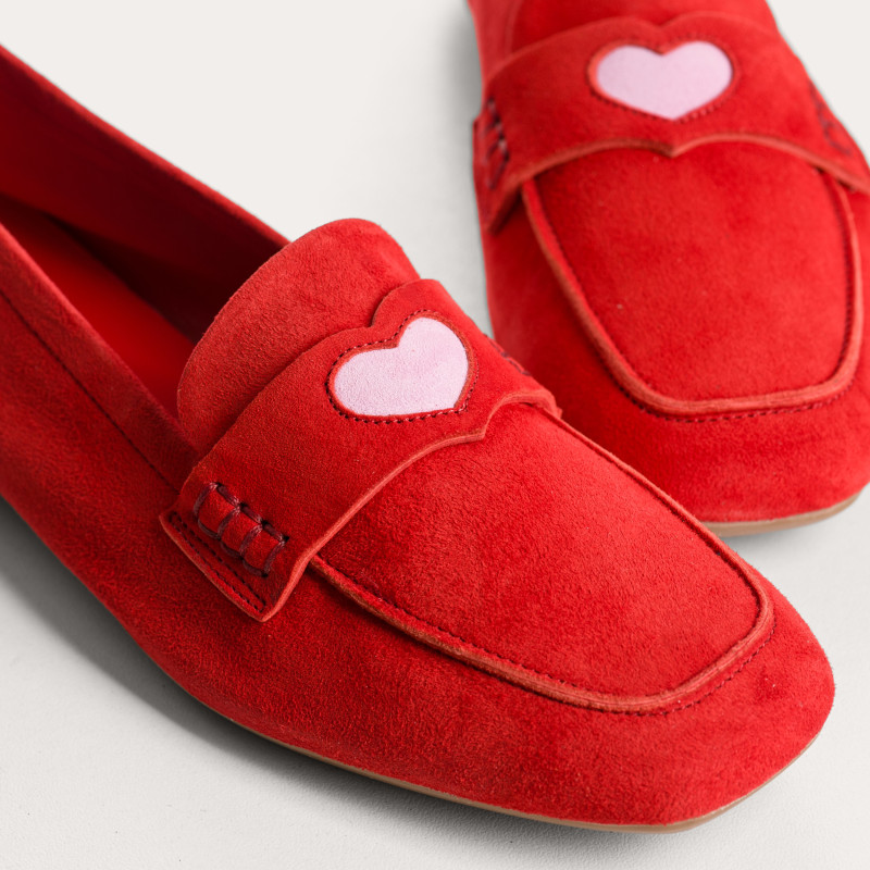 Hymnia women's suede loafers with embroidered heart | Reqins