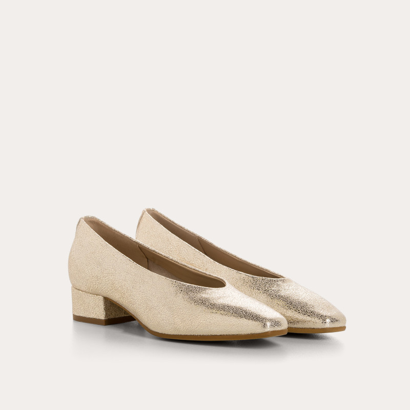 Heeled Ballerinas Platinum Favorite in cracked metallic leather