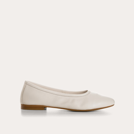 Clea Ballerinas in Smooth Leather With Round Toe | Reqins