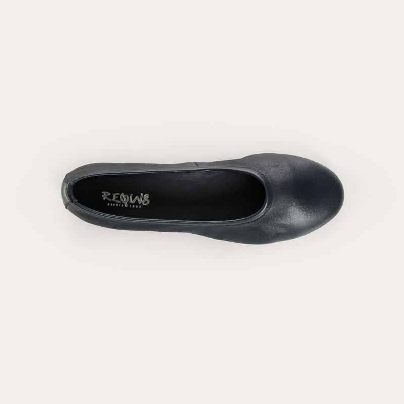Clea Ballerinas in Smooth Leather With Round Toe | Reqins