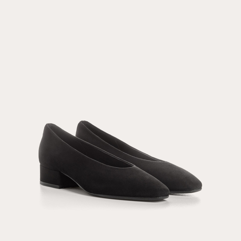 Black suede heeled ballerinas