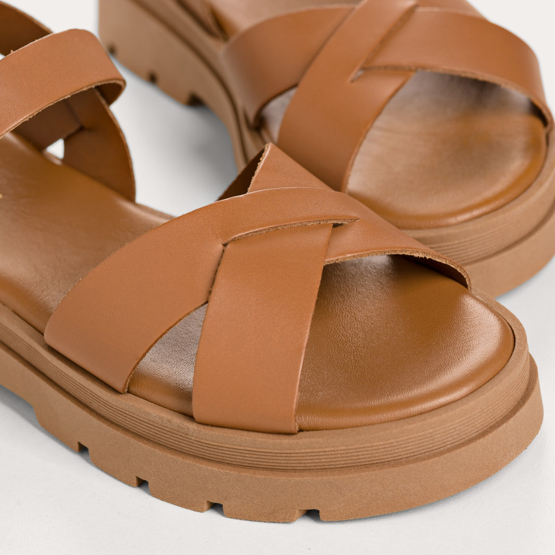 Sandales Louisa en cuir à talon 4 cm - Chic & Stabilité | Reqins