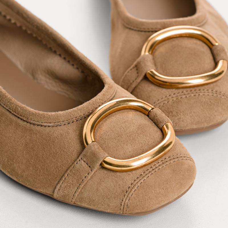 Helna suede ballerinas with round buckle