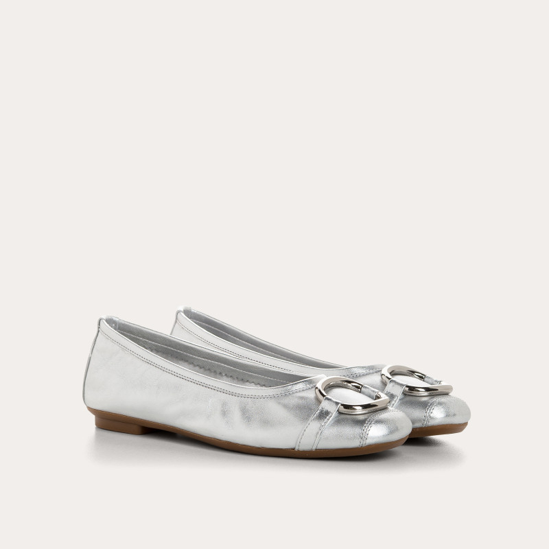 Helna jewelry buckle metallized leather ballerinas