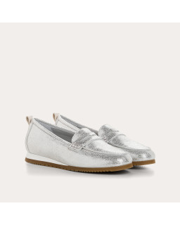 Barbados moccasins in cracked metallic leather