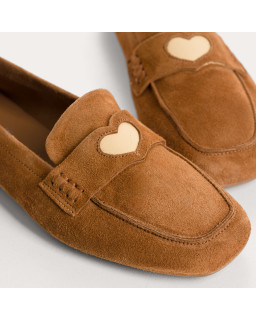 Mocassins Hymnia en cuir velours à cœur brodé | Reqins