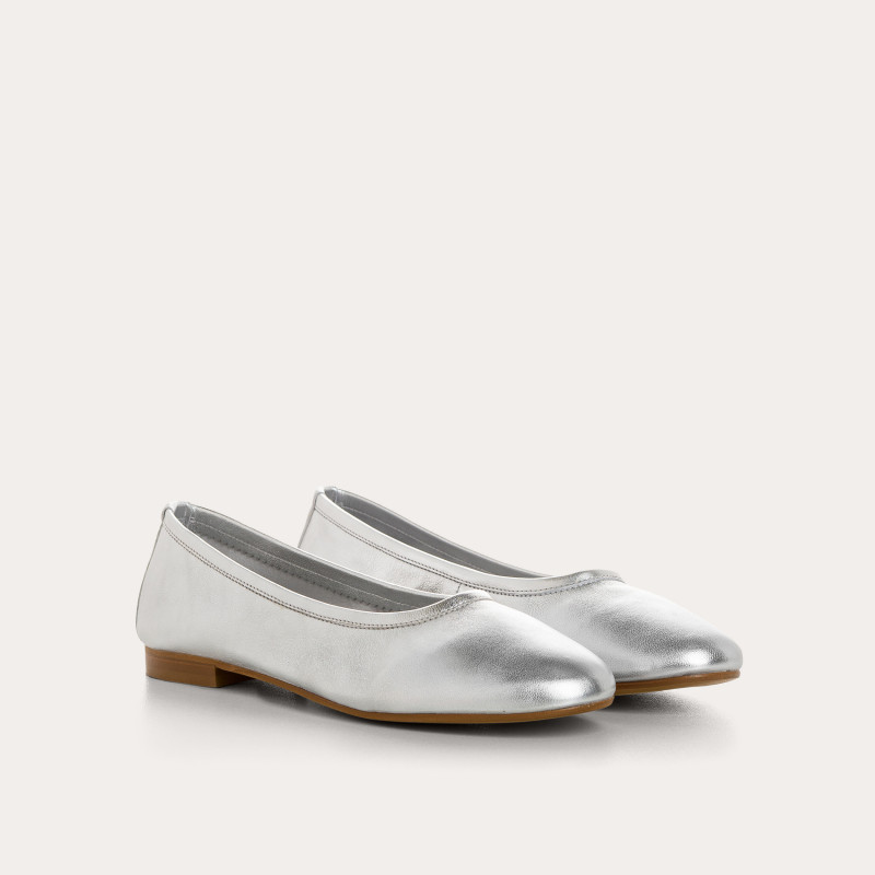 Clea Metallic Leather Round-Toe Ballerinas | Reqins