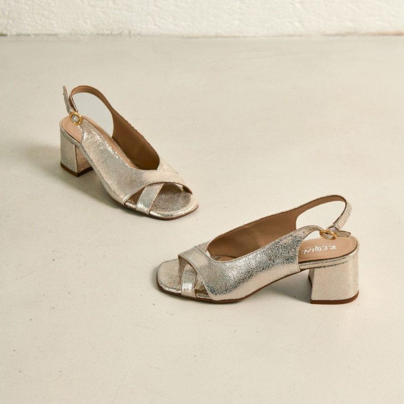 Sandales slingbacks Orea en cuir métallisé craquelé | Reqins