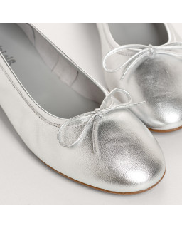 Ballerines Sofia à talons en cuir métallisé argent | Reqins