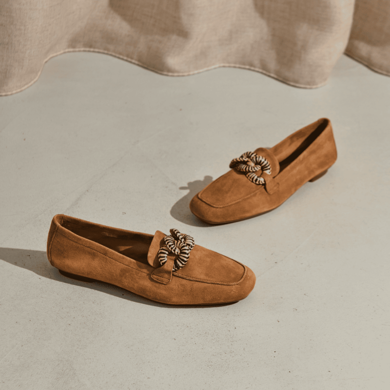 Hamaya suede loafers with buckles | Reqins