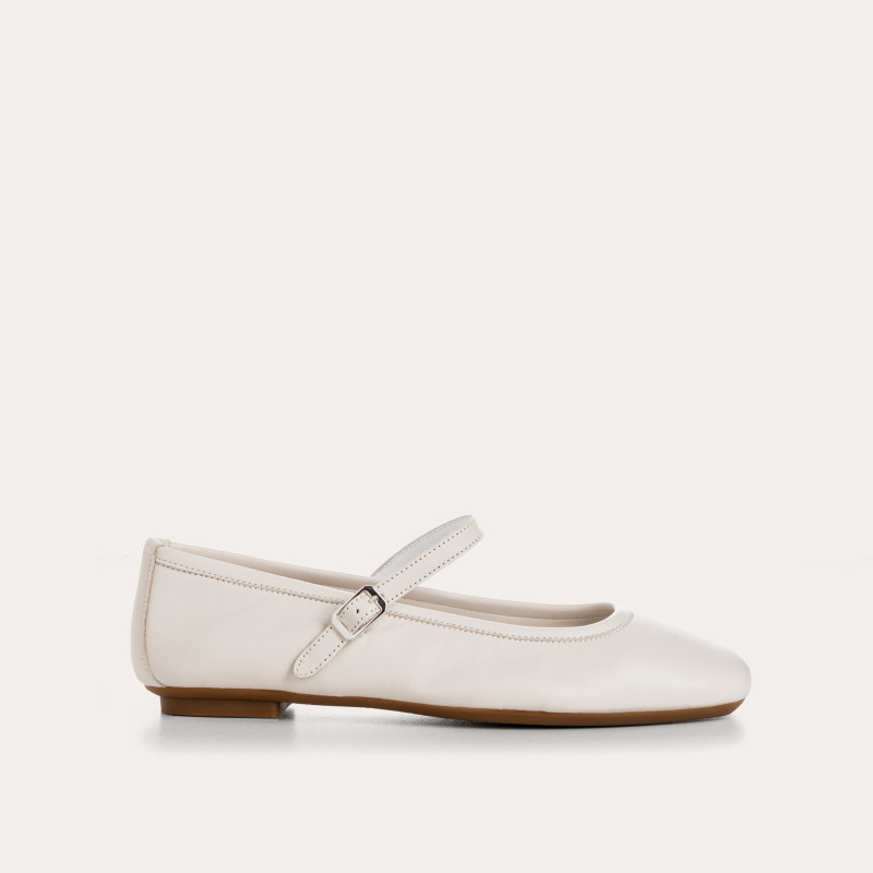 MARY JANES Honor in leather with elegant flanges