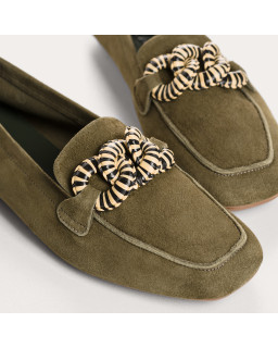 Hamaya suede loafers with buckles | Reqins