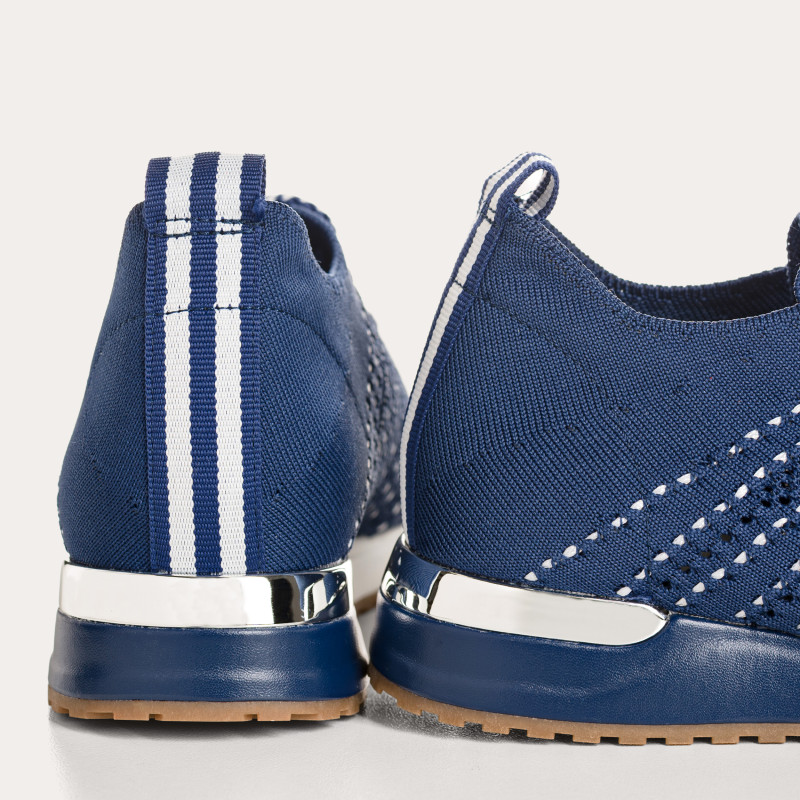 Ines crochet sneakers - Urban Elegance & Comfort