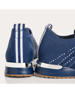 Ines crochet sneakers - Urban Elegance & Comfort