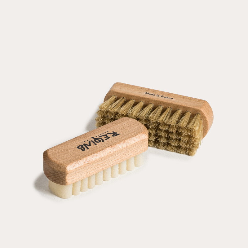 Suede Stain Remover Brush | Reqins