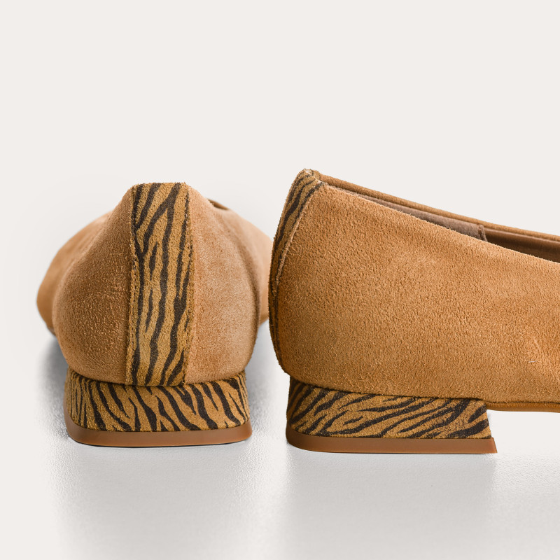 Ballerines Thea camel en cuir velours et imprimé zèbre | Reqins