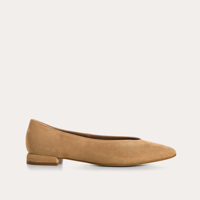 Vesta suede pointed-toe ballerinas | Sleek elegance | Reqins