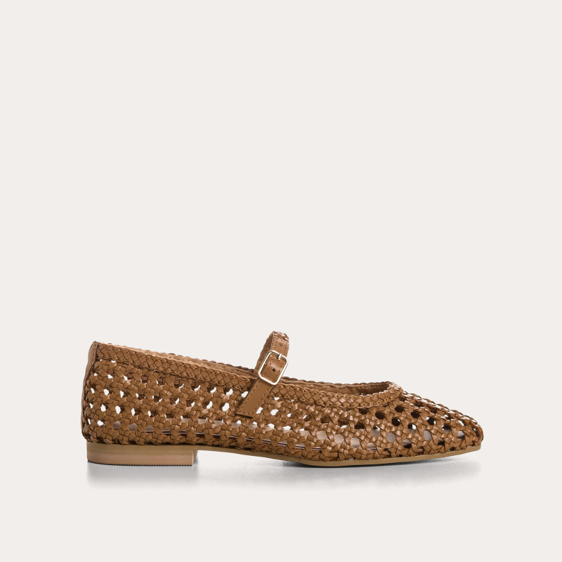 Satinka Mary Janes in openwork bride leather