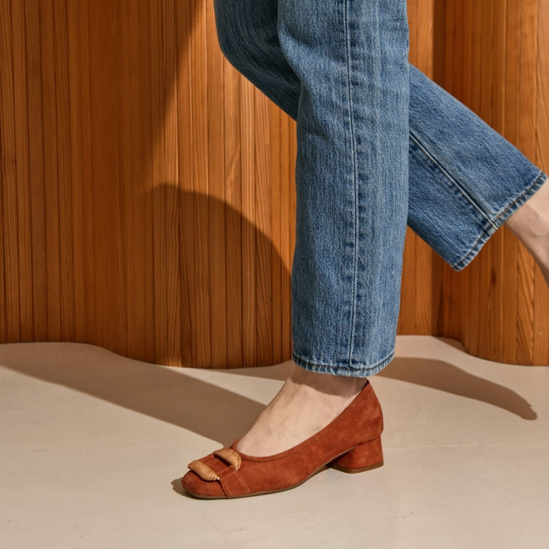 Kari suede heeled ballerinas with jewel buckel | Reqins
