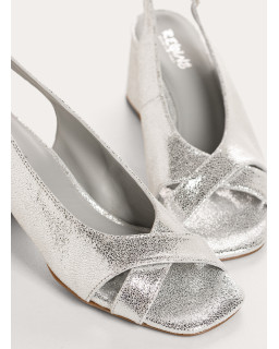Sandales slingbacks Orea en cuir métallisé craquelé | Reqins