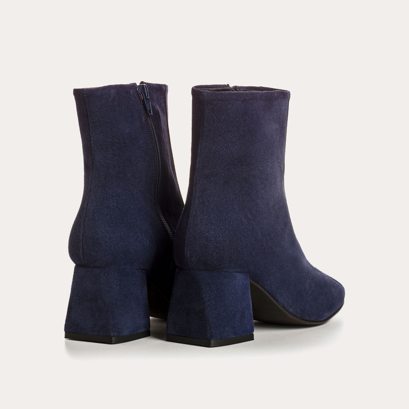 Bottines à talons en cuir velours