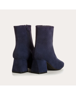 Suede heel boots