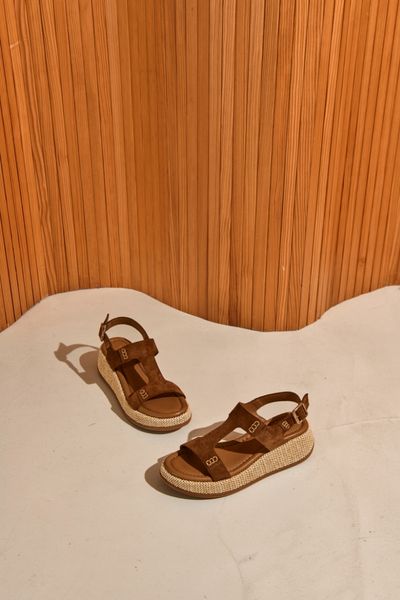 Sandales